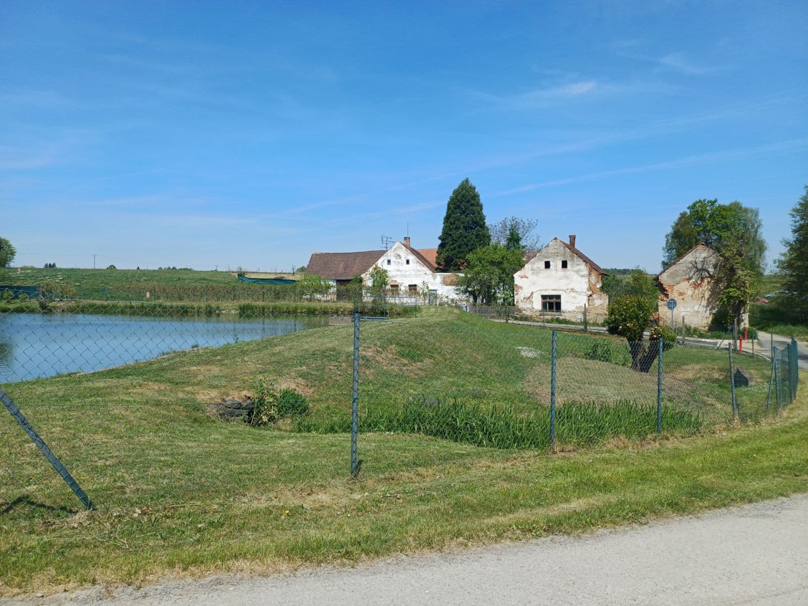 plot for sale, 577 m², Velešín, Jihočeský Region plot for sale, 577 m², Velešín, Jihočeský Region