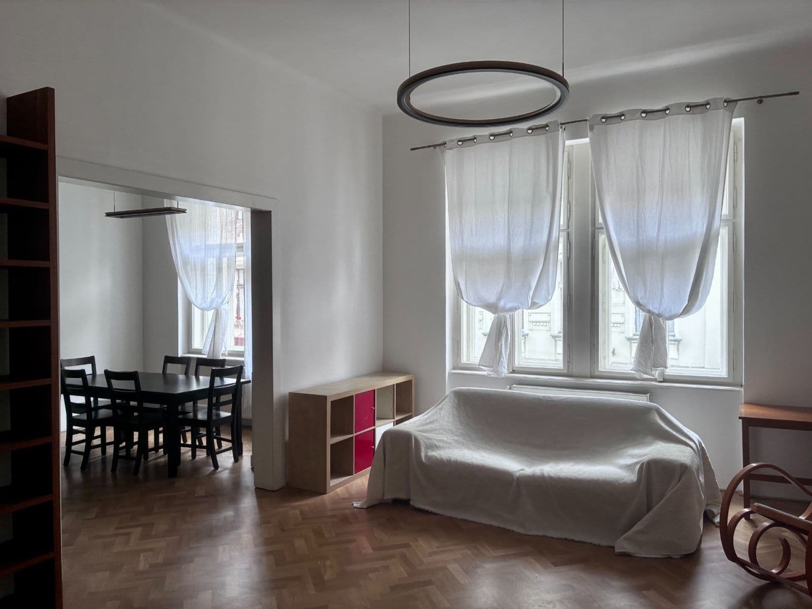 3 bedroom with open-plan kitchen flat to rent, 94 m², Pštrossova, Prague, Prague 3 bedroom with open-plan kitchen flat to rent, 94 m², Pštrossova, Prague, Prague