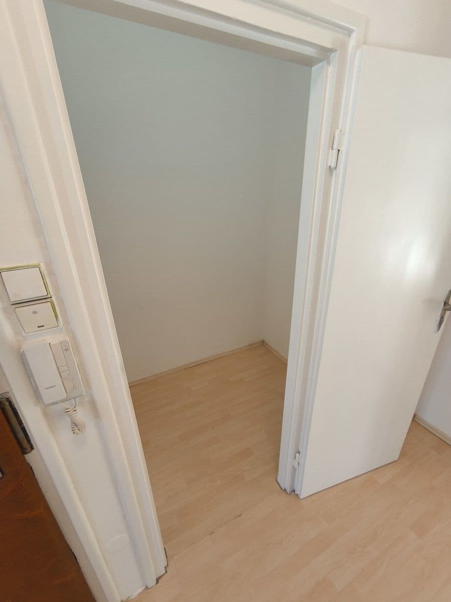 1 bedroom with open-plan kitchen flat to rent, 51 m², Masarykova třída, Olomouc, Olomoucký Region 1 bedroom with open-plan kitchen flat to rent, 51 m², Masarykova třída, Olomouc, Olomoucký Region