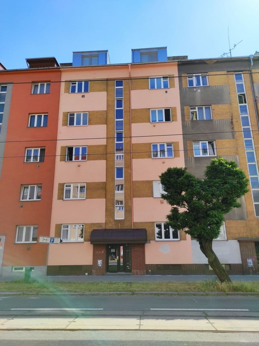 1 bedroom with open-plan kitchen flat to rent, 51 m², Masarykova třída, Olomouc, Olomoucký Region 1 bedroom with open-plan kitchen flat to rent, 51 m², Masarykova třída, Olomouc, Olomoucký Region