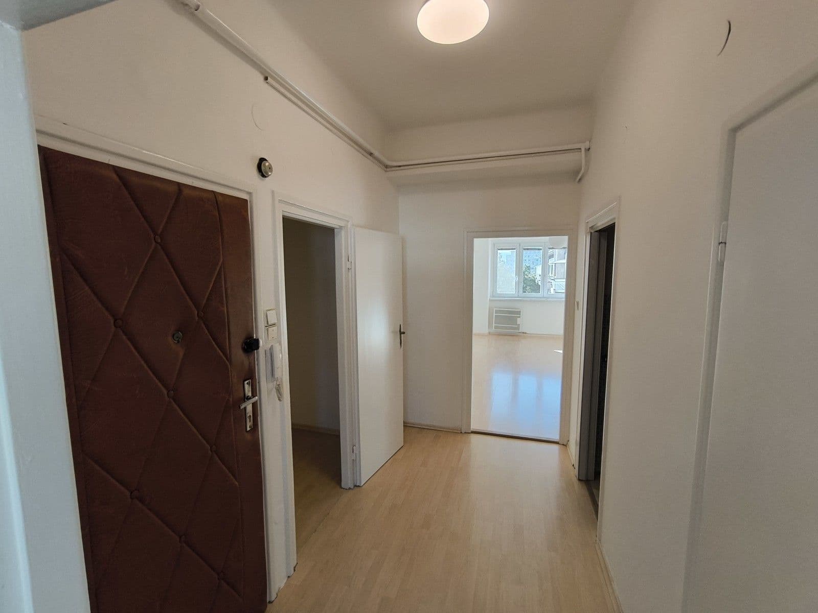 1 bedroom with open-plan kitchen flat to rent, 51 m², Masarykova třída, Olomouc, Olomoucký Region 1 bedroom with open-plan kitchen flat to rent, 51 m², Masarykova třída, Olomouc, Olomoucký Region