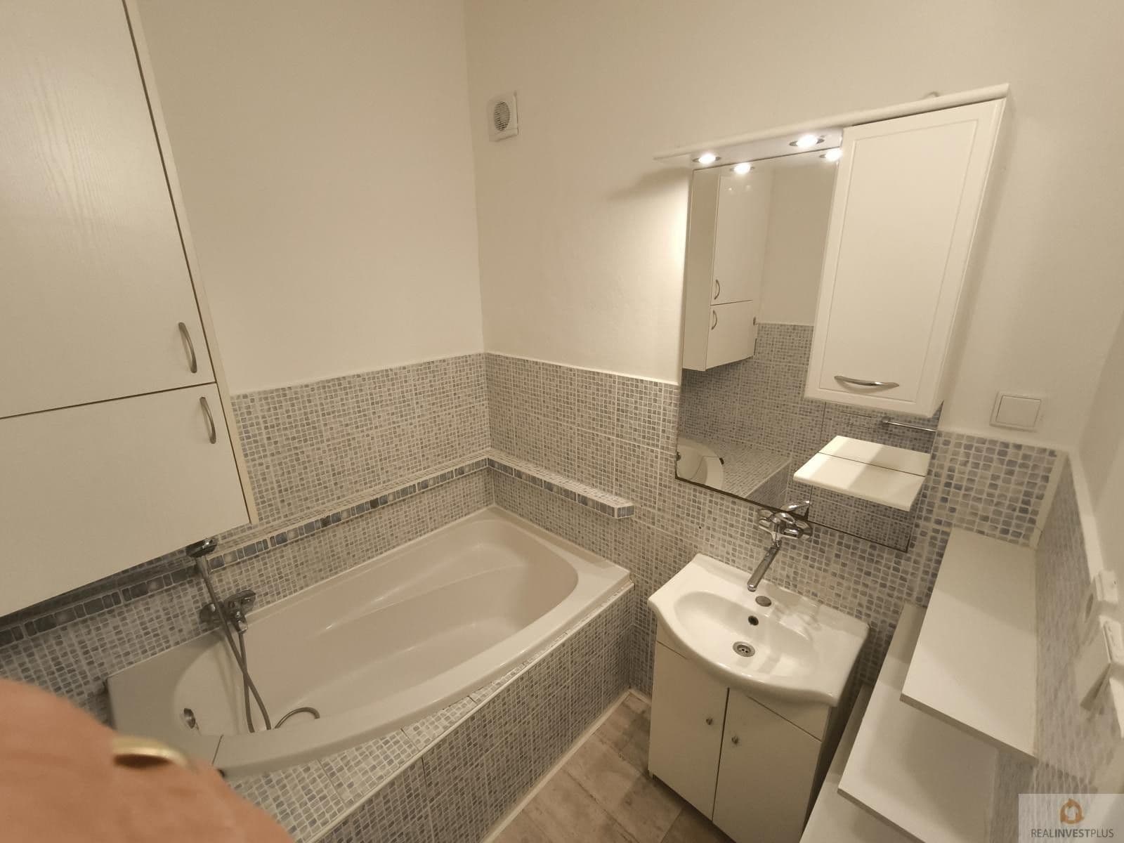 1 bedroom with open-plan kitchen flat to rent, 51 m², Masarykova třída, Olomouc, Olomoucký Region 1 bedroom with open-plan kitchen flat to rent, 51 m², Masarykova třída, Olomouc, Olomoucký Region