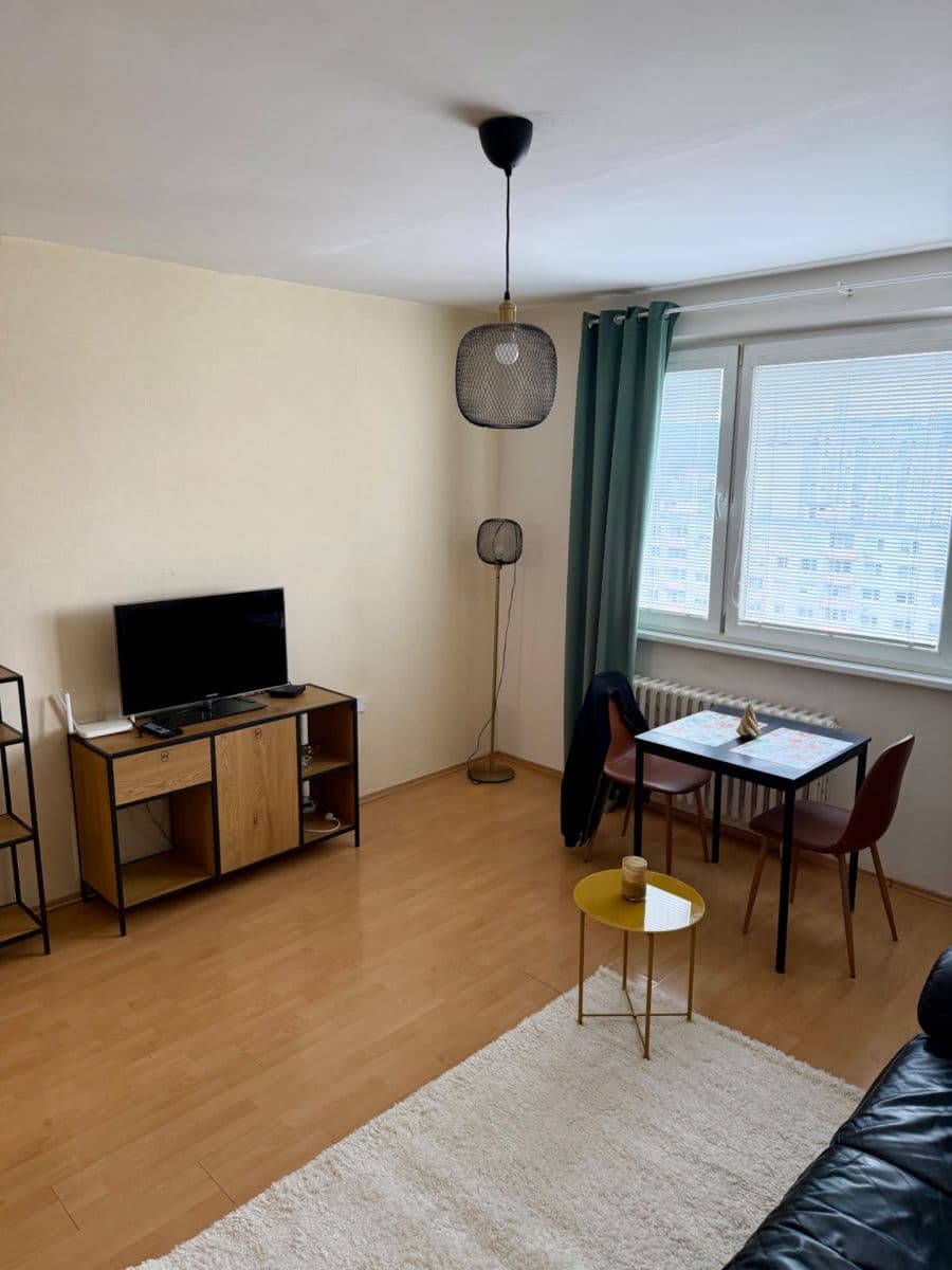 Small studio flat to rent, 28 m², Saratovská, Dúbravka, Bratislavský Region Small studio flat to rent, 28 m², Saratovská, Dúbravka, Bratislavský Region