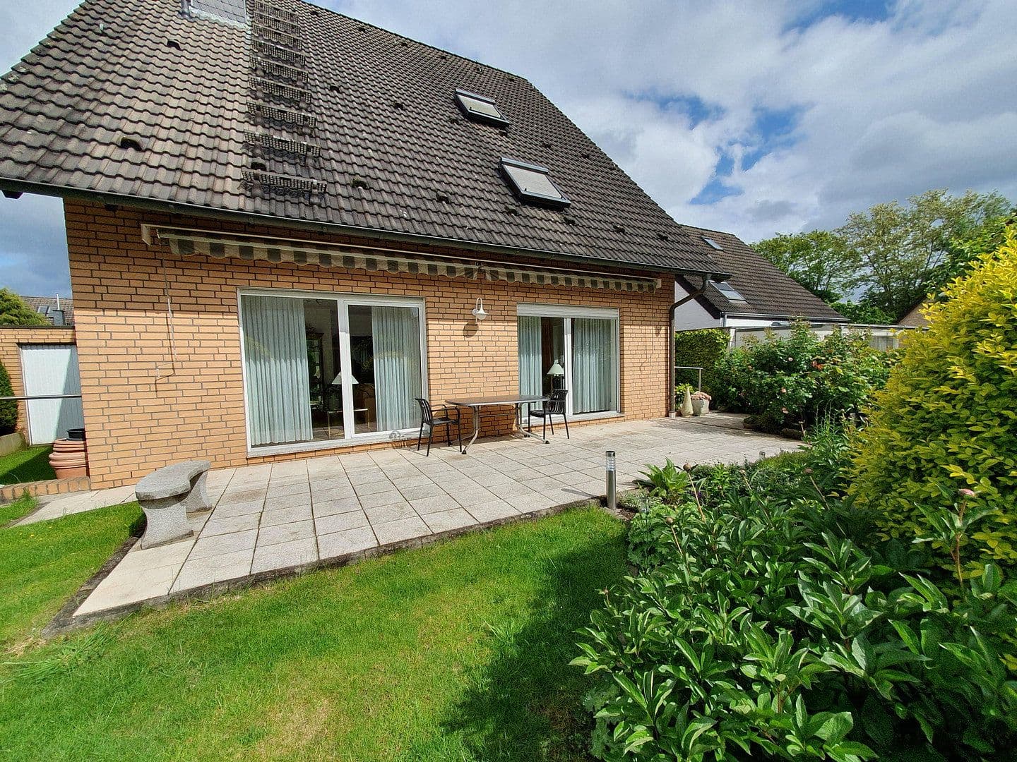 house for sale, 220 m², Ratingen, North Rhine-Westphalia house for sale, 220 m², Ratingen, North Rhine-Westphalia