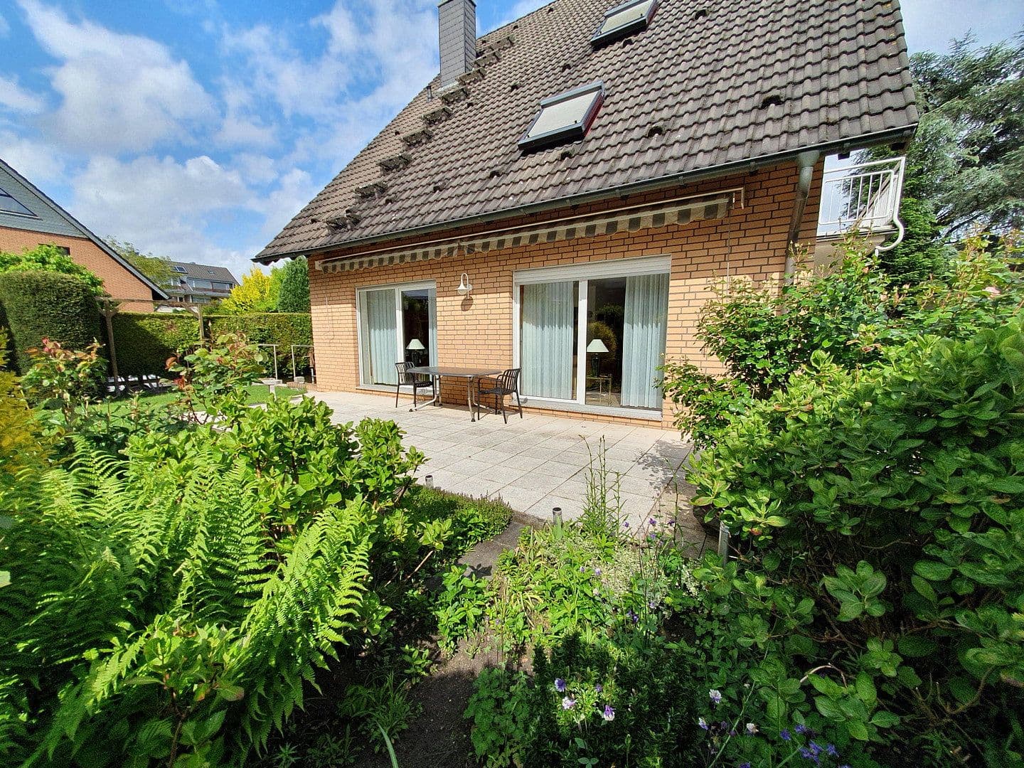 house for sale, 220 m², Ratingen, North Rhine-Westphalia house for sale, 220 m², Ratingen, North Rhine-Westphalia