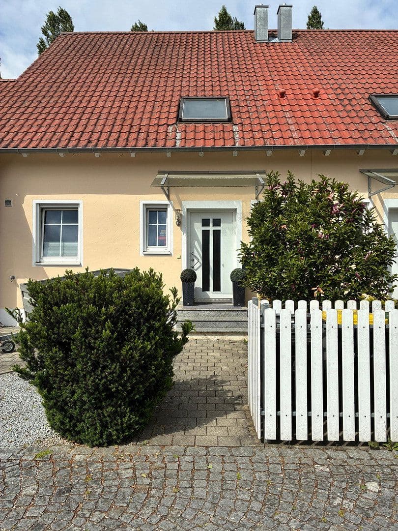 house to rent, 145 m², Am Fohlenhof 26a, Geisenfeld, Bavaria house to rent, 145 m², Am Fohlenhof 26a, Geisenfeld, Bavaria
