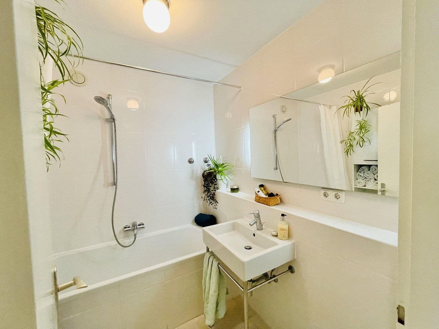 2 bedroom with open-plan kitchen flat for sale, 101 m², Am See, haar, Bavaria 2 bedroom with open-plan kitchen flat for sale, 101 m², Am See, haar, Bavaria