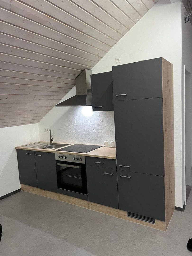 1 bedroom flat to rent, 36 m², Eisingen, Baden-Württemberg 1 bedroom flat to rent, 36 m², Eisingen, Baden-Württemberg