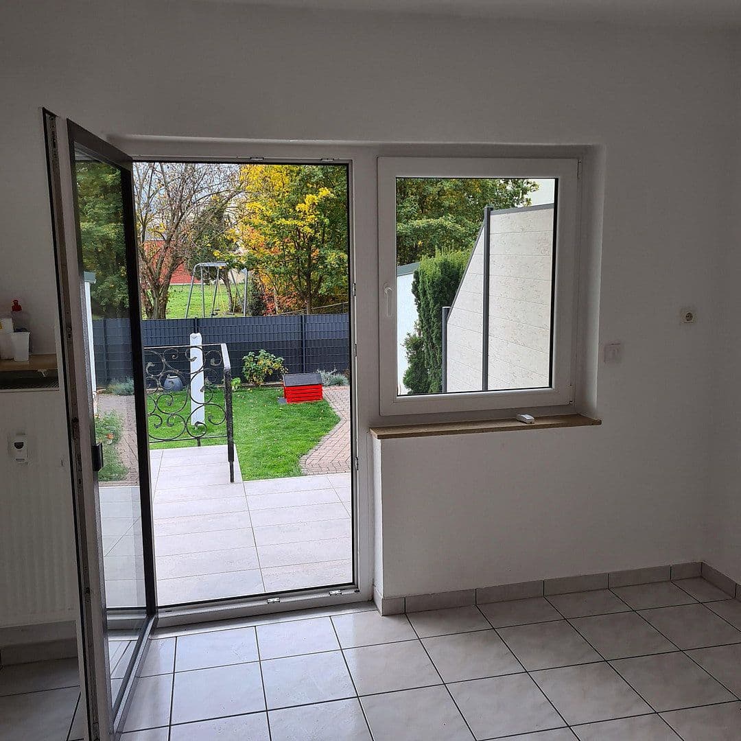 2 bedroom with open-plan kitchen flat to rent, 102 m², Sudetendeutschestr. 21, Hanau, Hesse 2 bedroom with open-plan kitchen flat to rent, 102 m², Sudetendeutschestr. 21, Hanau, Hesse