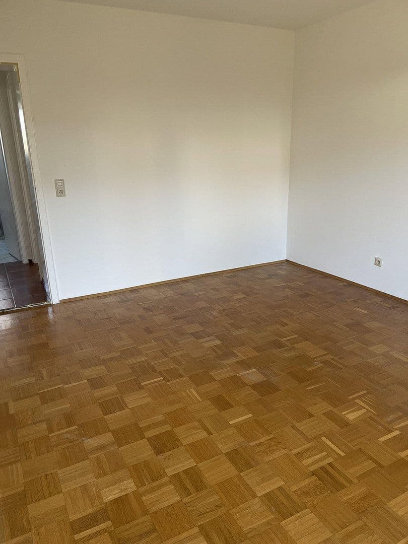 3 bedroom flat to rent, 70 m², Planegg, Bavaria 3 bedroom flat to rent, 70 m², Planegg, Bavaria