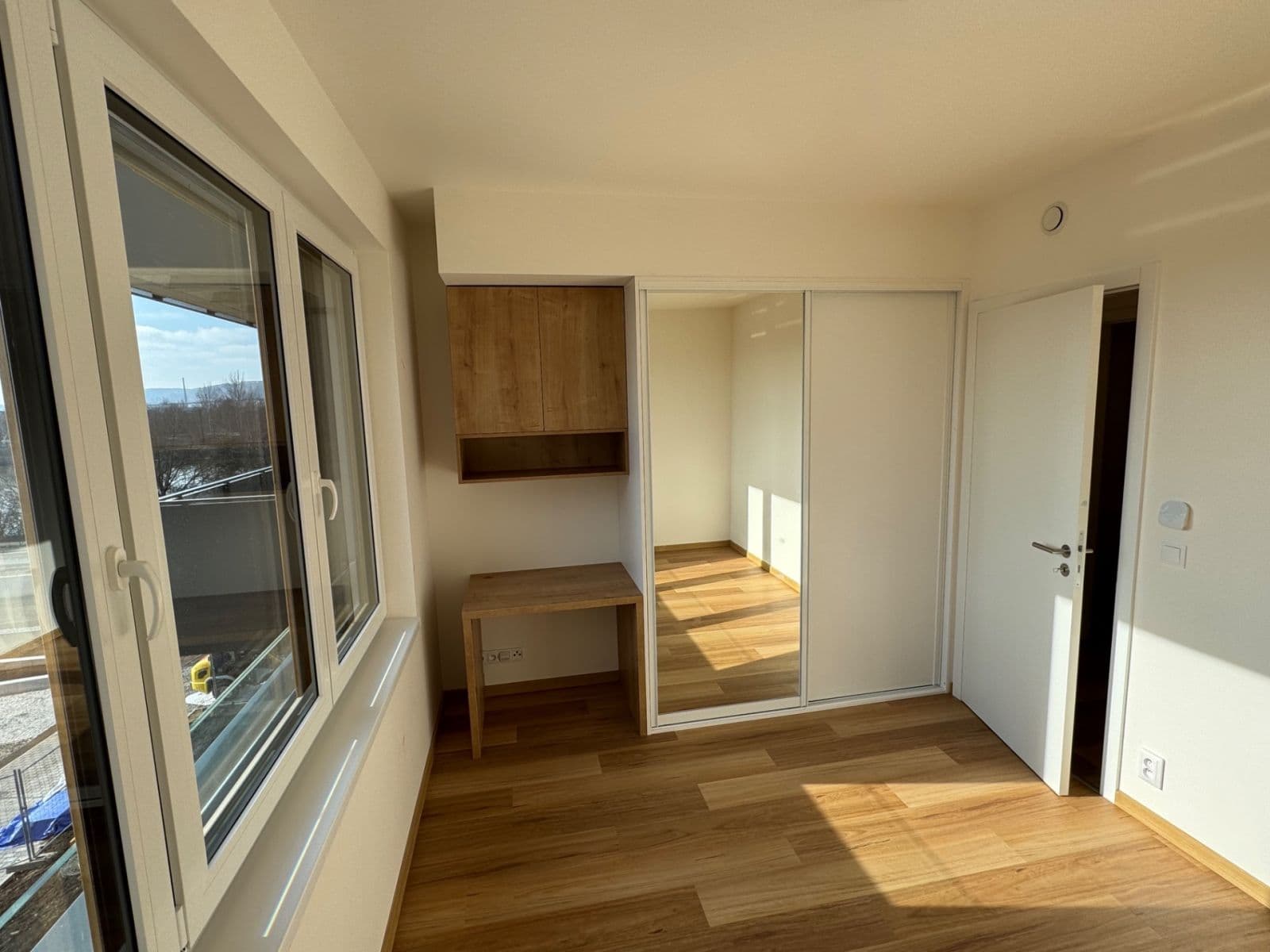 2 bedroom with open-plan kitchen flat to rent, 86 m², Kolmanova, Prague, Prague 2 bedroom with open-plan kitchen flat to rent, 86 m², Kolmanova, Prague, Prague