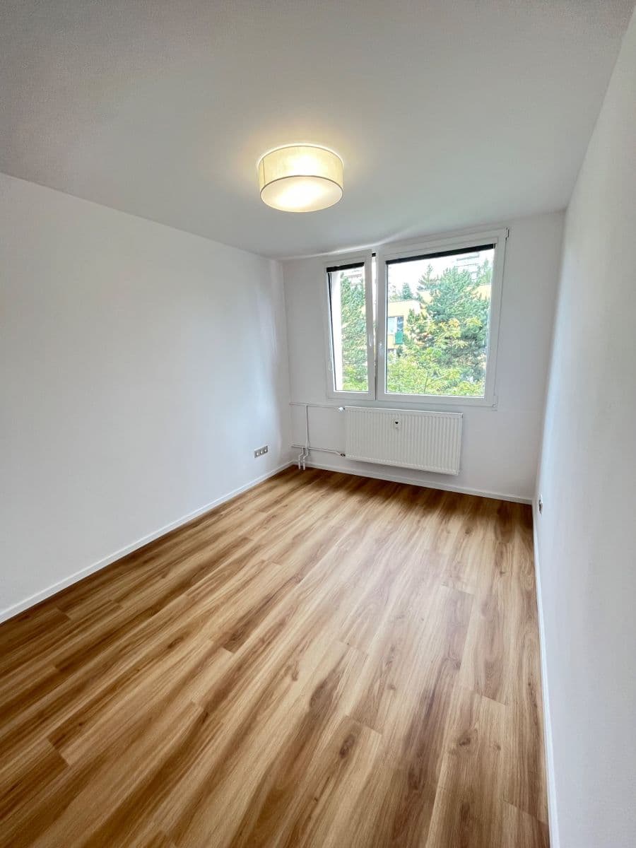 1 bedroom with open-plan kitchen flat for sale, 49 m², Příčná, Příbram, Středočeský Region 1 bedroom with open-plan kitchen flat for sale, 49 m², Příčná, Příbram, Středočeský Region
