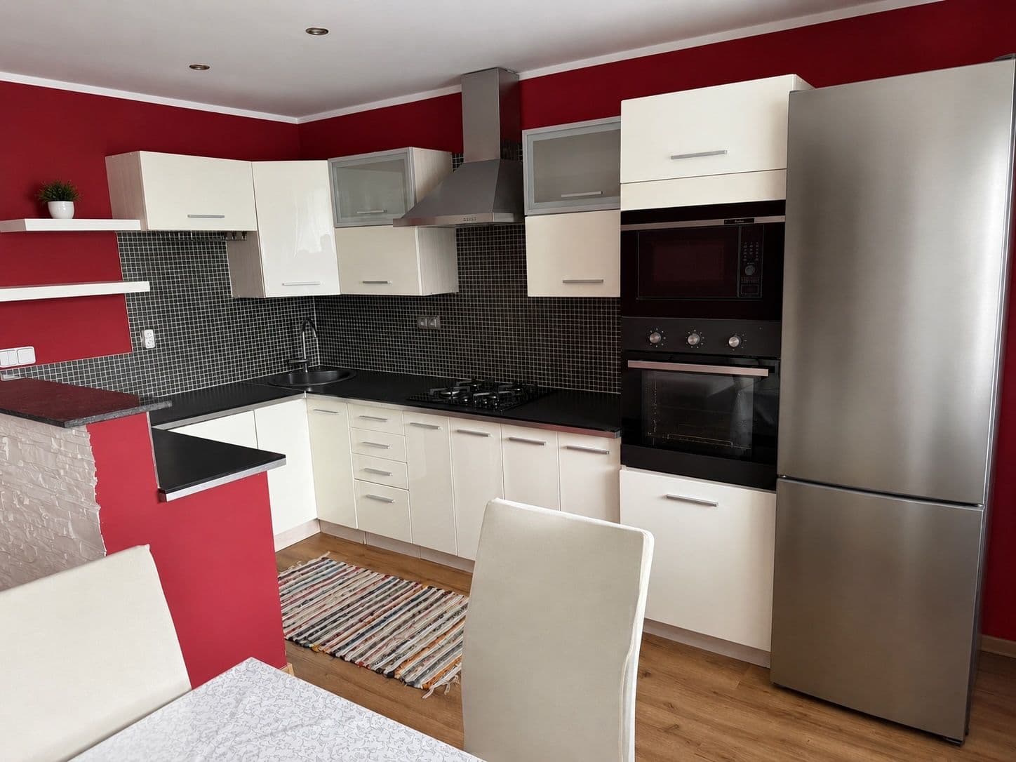 2 bedroom with open-plan kitchen flat to rent, 80 m², Nušlova, Prague, Prague 2 bedroom with open-plan kitchen flat to rent, 80 m², Nušlova, Prague, Prague