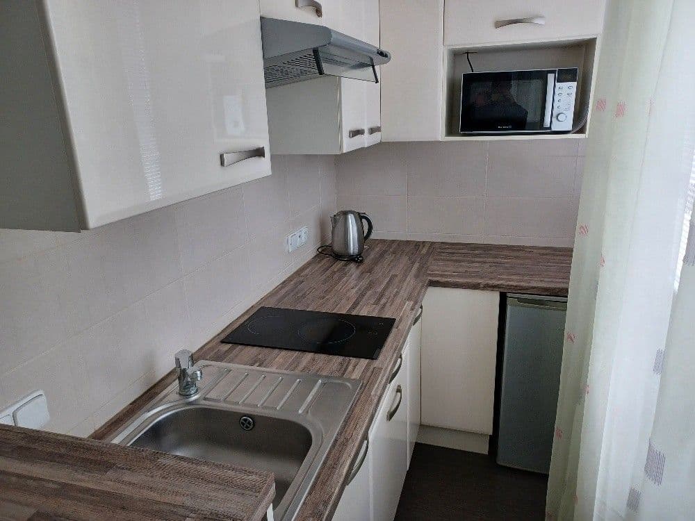 Studio flat to rent, 27 m², Bílinská, Prague, Prague Studio flat to rent, 27 m², Bílinská, Prague, Prague