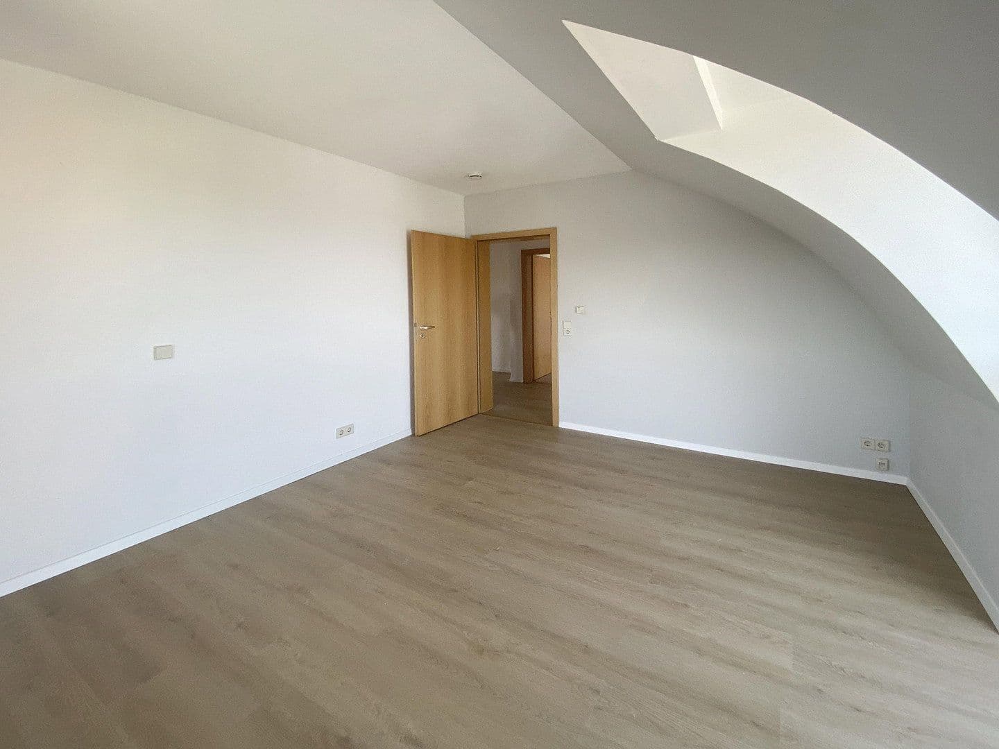 3 bedroom flat to rent, 116 m², Speyer, Rhineland-Palatinate 3 bedroom flat to rent, 116 m², Speyer, Rhineland-Palatinate