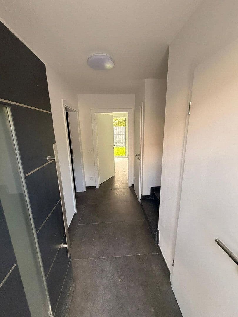 house to rent, 105 m², Mörfelden-Walldorf, Hesse house to rent, 105 m², Mörfelden-Walldorf, Hesse