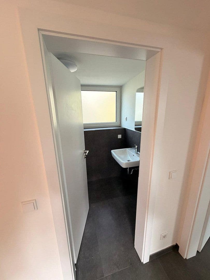 house to rent, 105 m², Mörfelden-Walldorf, Hesse house to rent, 105 m², Mörfelden-Walldorf, Hesse