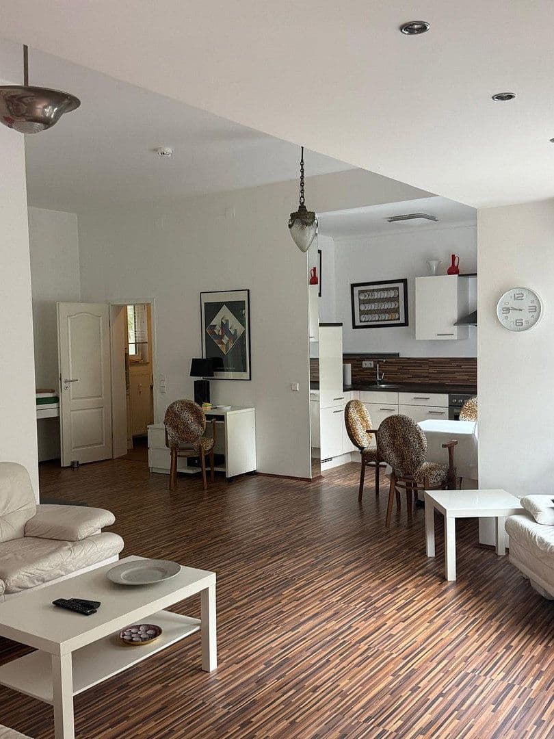 1 bedroom flat to rent, 65 m², Offenbach, Hesse 1 bedroom flat to rent, 65 m², Offenbach, Hesse