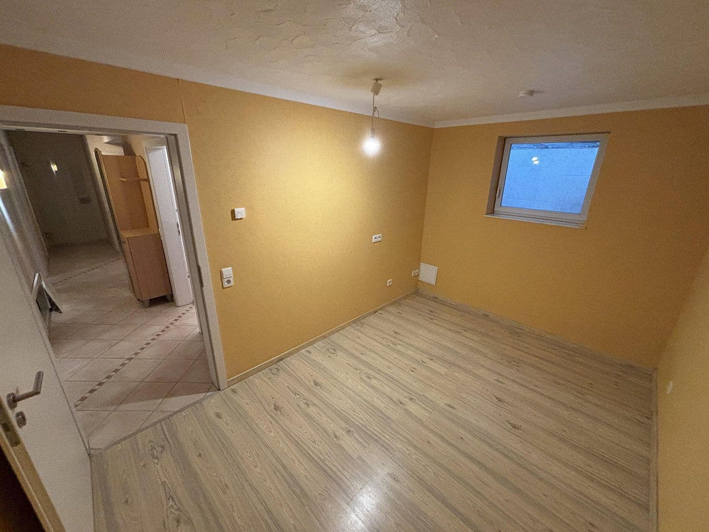 2 bedroom with open-plan kitchen flat to rent, 96 m², Schöntal, Baden-Württemberg 2 bedroom with open-plan kitchen flat to rent, 96 m², Schöntal, Baden-Württemberg