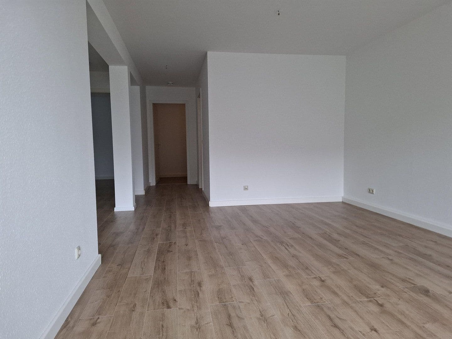 2 bedroom with open-plan kitchen flat to rent, 93 m², Waldallee 7.42, Eppstein, Hesse 2 bedroom with open-plan kitchen flat to rent, 93 m², Waldallee 7.42, Eppstein, Hesse