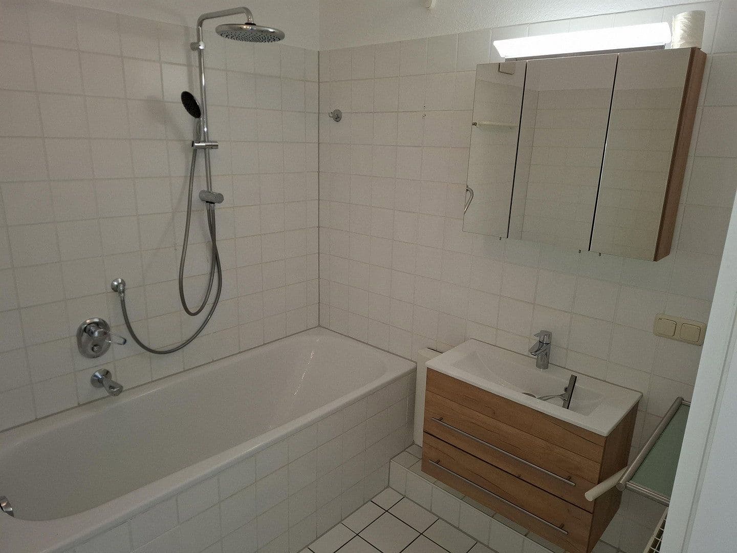 2 bedroom with open-plan kitchen flat to rent, 93 m², Waldallee 7.42, Eppstein, Hesse 2 bedroom with open-plan kitchen flat to rent, 93 m², Waldallee 7.42, Eppstein, Hesse