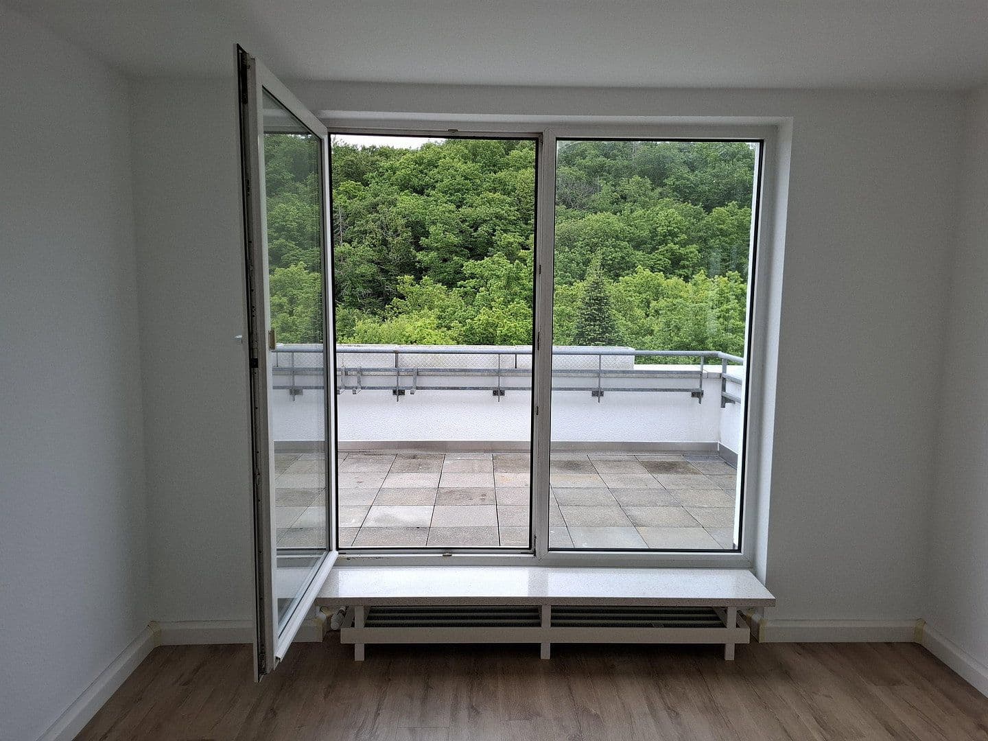 2 bedroom with open-plan kitchen flat to rent, 93 m², Waldallee 7.42, Eppstein, Hesse 2 bedroom with open-plan kitchen flat to rent, 93 m², Waldallee 7.42, Eppstein, Hesse