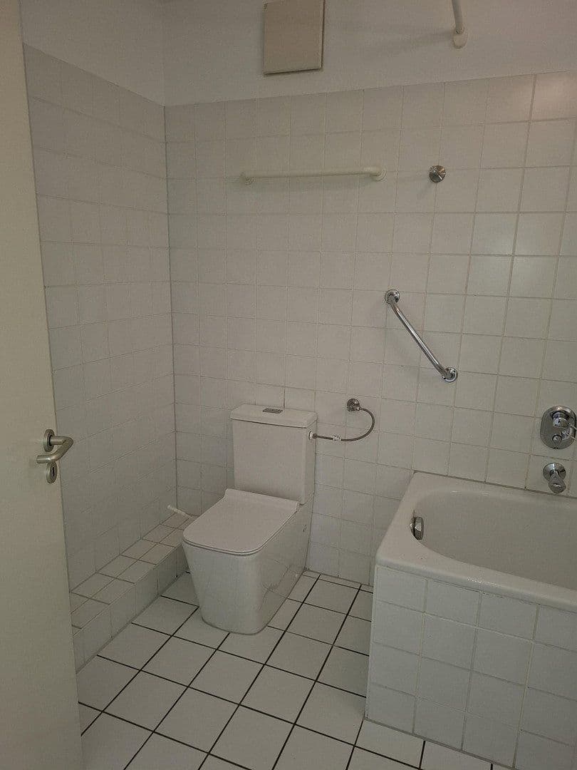 2 bedroom with open-plan kitchen flat to rent, 93 m², Waldallee 7.42, Eppstein, Hesse 2 bedroom with open-plan kitchen flat to rent, 93 m², Waldallee 7.42, Eppstein, Hesse