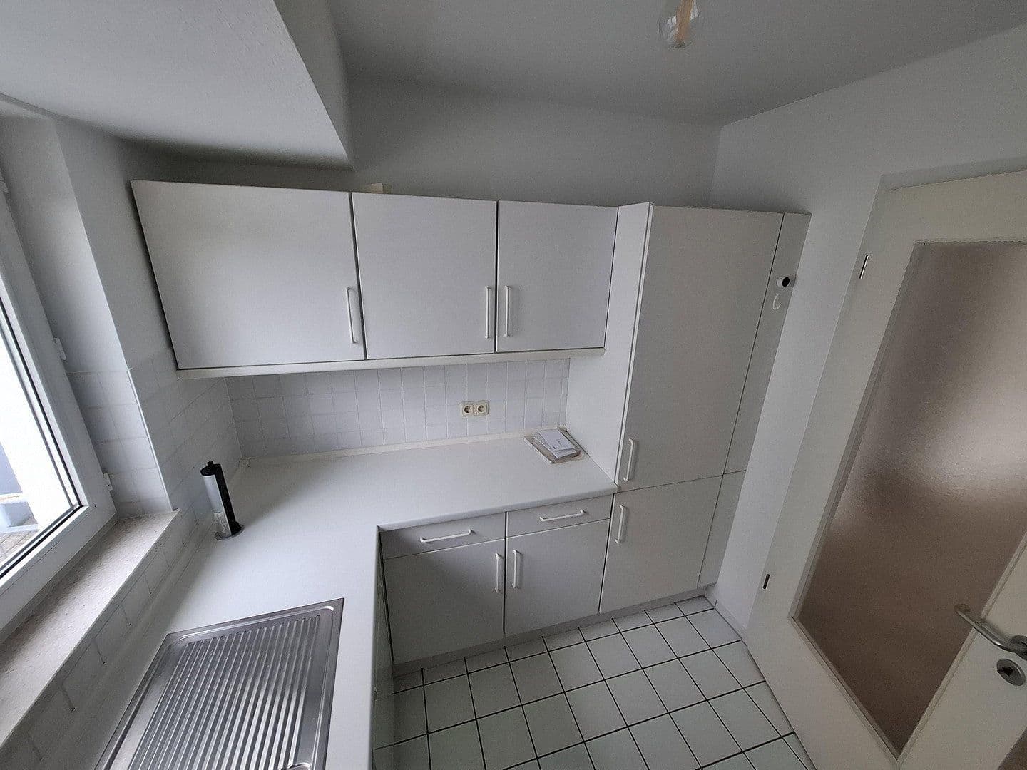 2 bedroom with open-plan kitchen flat to rent, 93 m², Waldallee 7.42, Eppstein, Hesse 2 bedroom with open-plan kitchen flat to rent, 93 m², Waldallee 7.42, Eppstein, Hesse