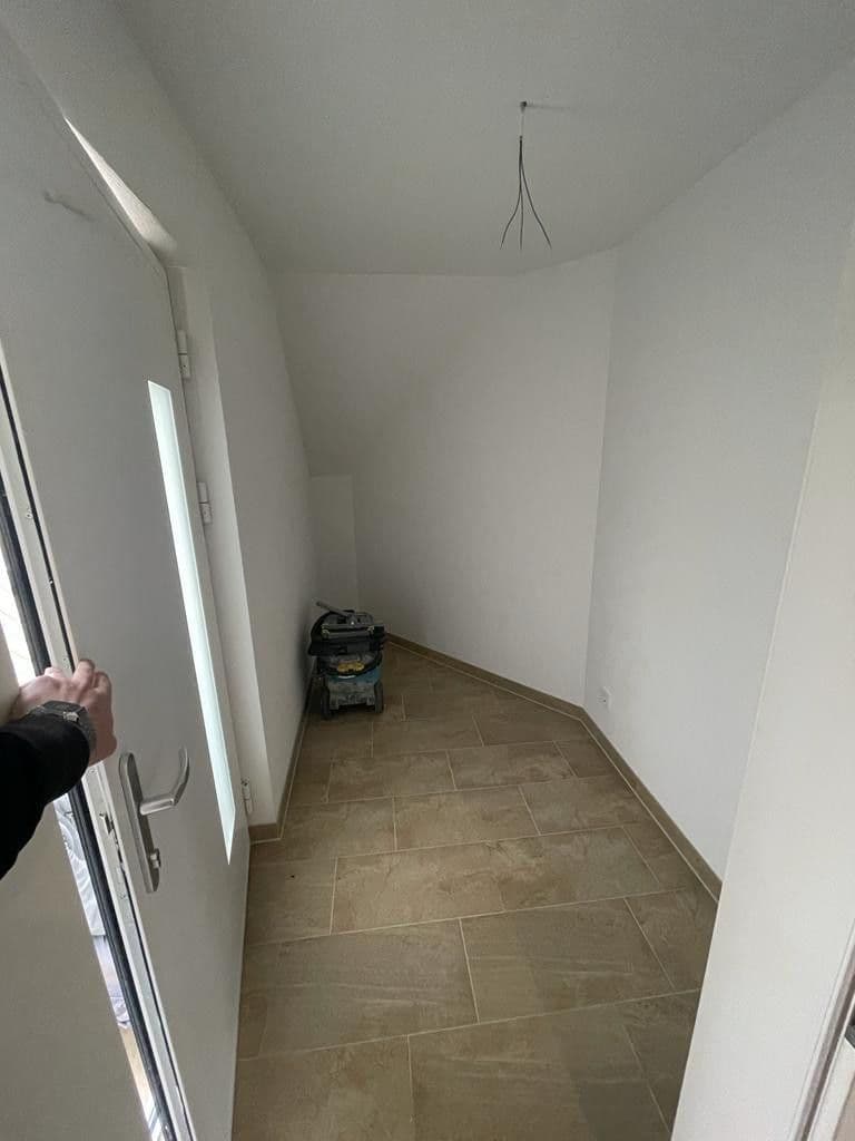 1 bedroom with open-plan kitchen flat to rent, 100 m², Illertissen, Bavaria 1 bedroom with open-plan kitchen flat to rent, 100 m², Illertissen, Bavaria