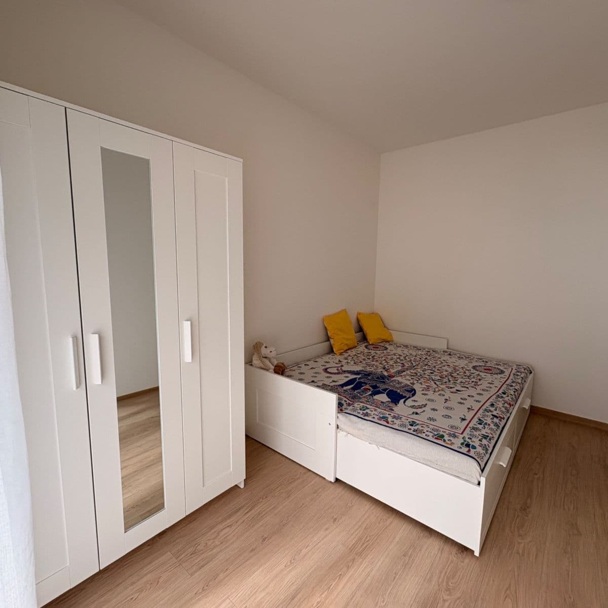 2 bedroom with open-plan kitchen flat to rent, 43 m², Haenkeho, Prague, Prague 2 bedroom with open-plan kitchen flat to rent, 43 m², Haenkeho, Prague, Prague