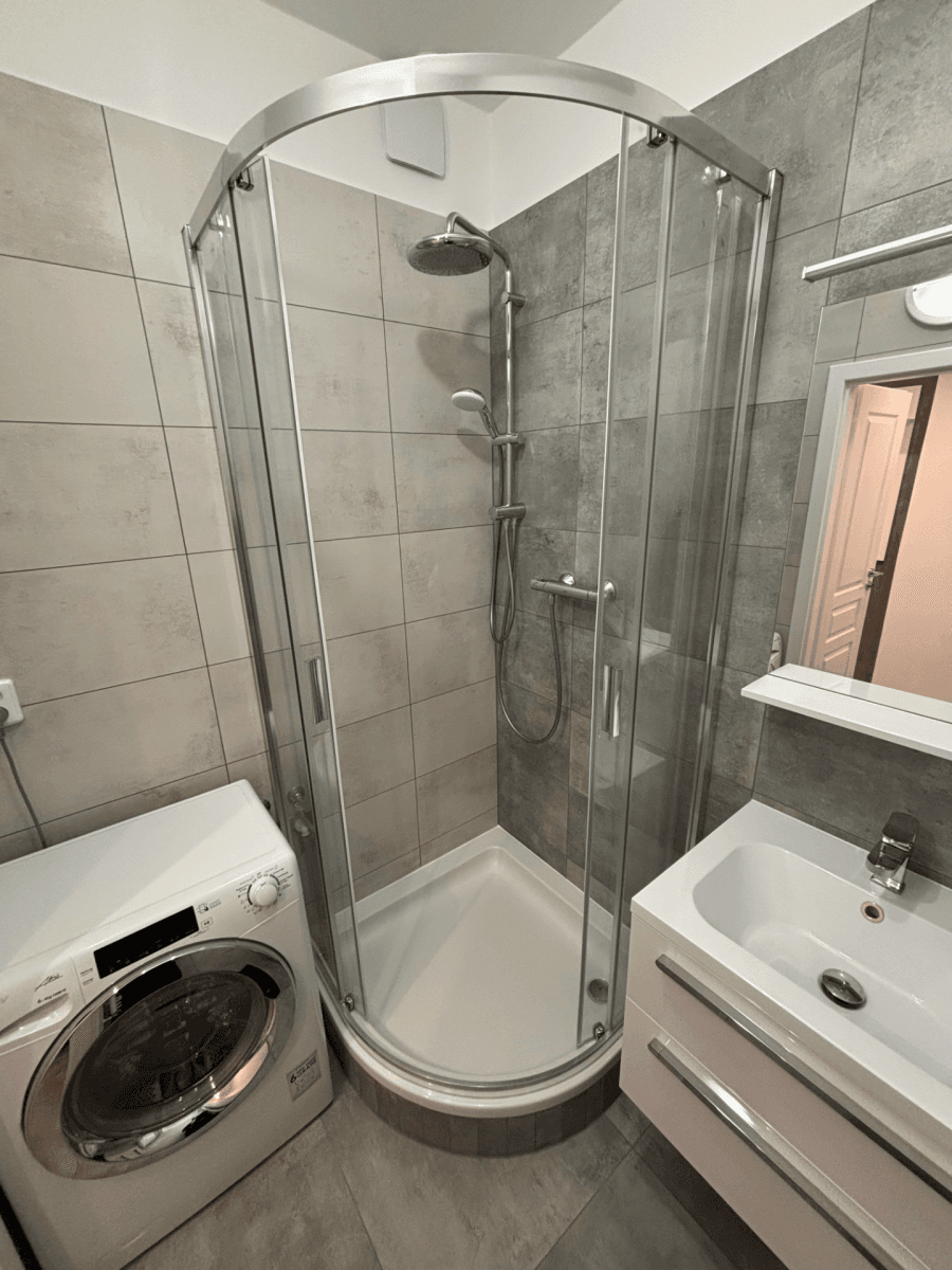1 bedroom with open-plan kitchen flat to rent, 51 m², Na Okraji, Prague, Prague 1 bedroom with open-plan kitchen flat to rent, 51 m², Na Okraji, Prague, Prague