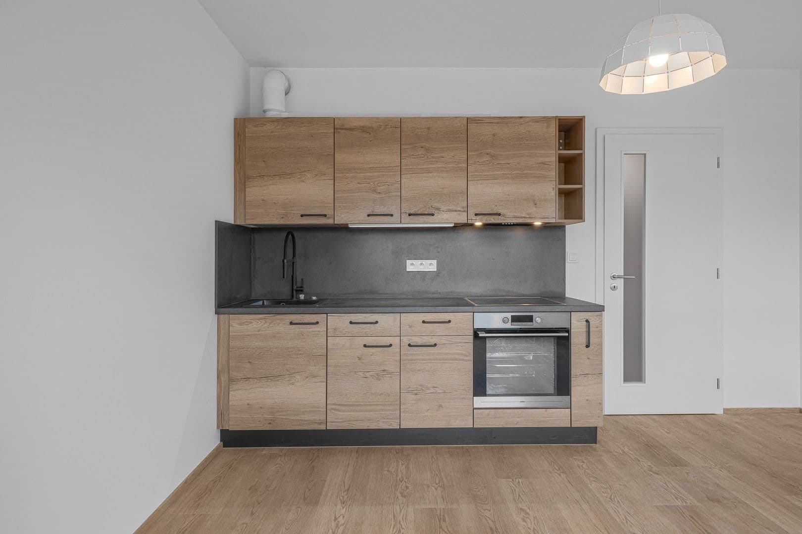 Studio flat to rent, 31 m², Milánská, Prague, Prague Studio flat to rent, 31 m², Milánská, Prague, Prague
