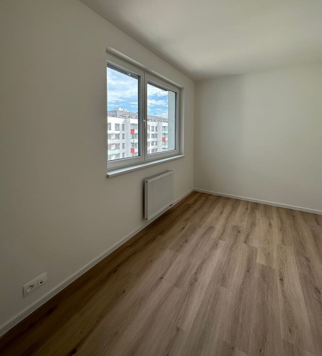1 bedroom with open-plan kitchen flat to rent, 56 m², Kolbenova, Prague, Prague 1 bedroom with open-plan kitchen flat to rent, 56 m², Kolbenova, Prague, Prague