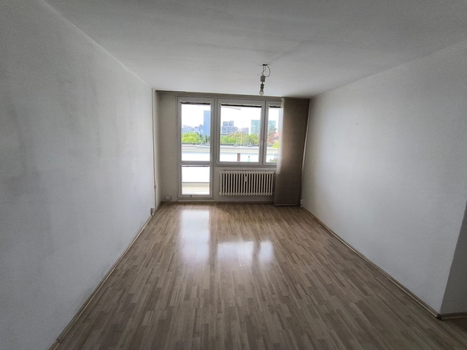 2 bedroom with open-plan kitchen flat to rent, 56 m², Hlavatého, Prague, Prague 2 bedroom with open-plan kitchen flat to rent, 56 m², Hlavatého, Prague, Prague
