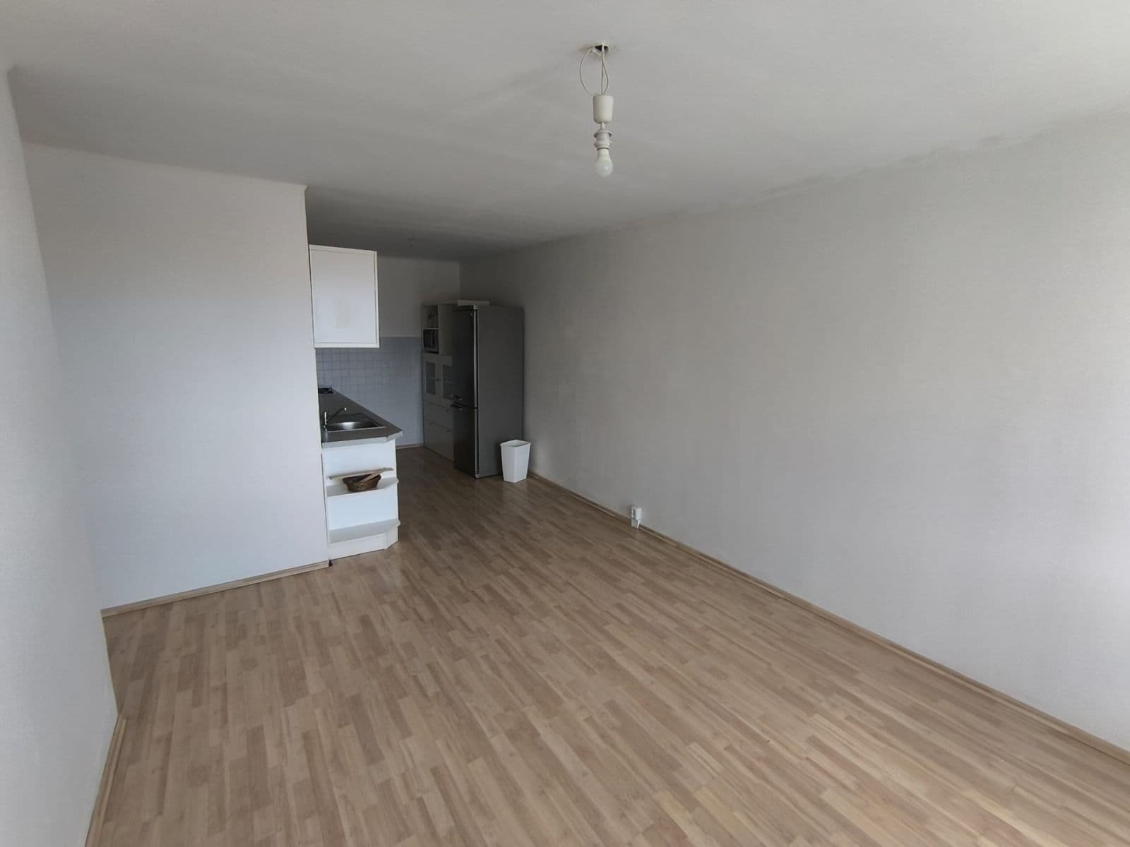 2 bedroom with open-plan kitchen flat to rent, 56 m², Hlavatého, Prague, Prague 2 bedroom with open-plan kitchen flat to rent, 56 m², Hlavatého, Prague, Prague
