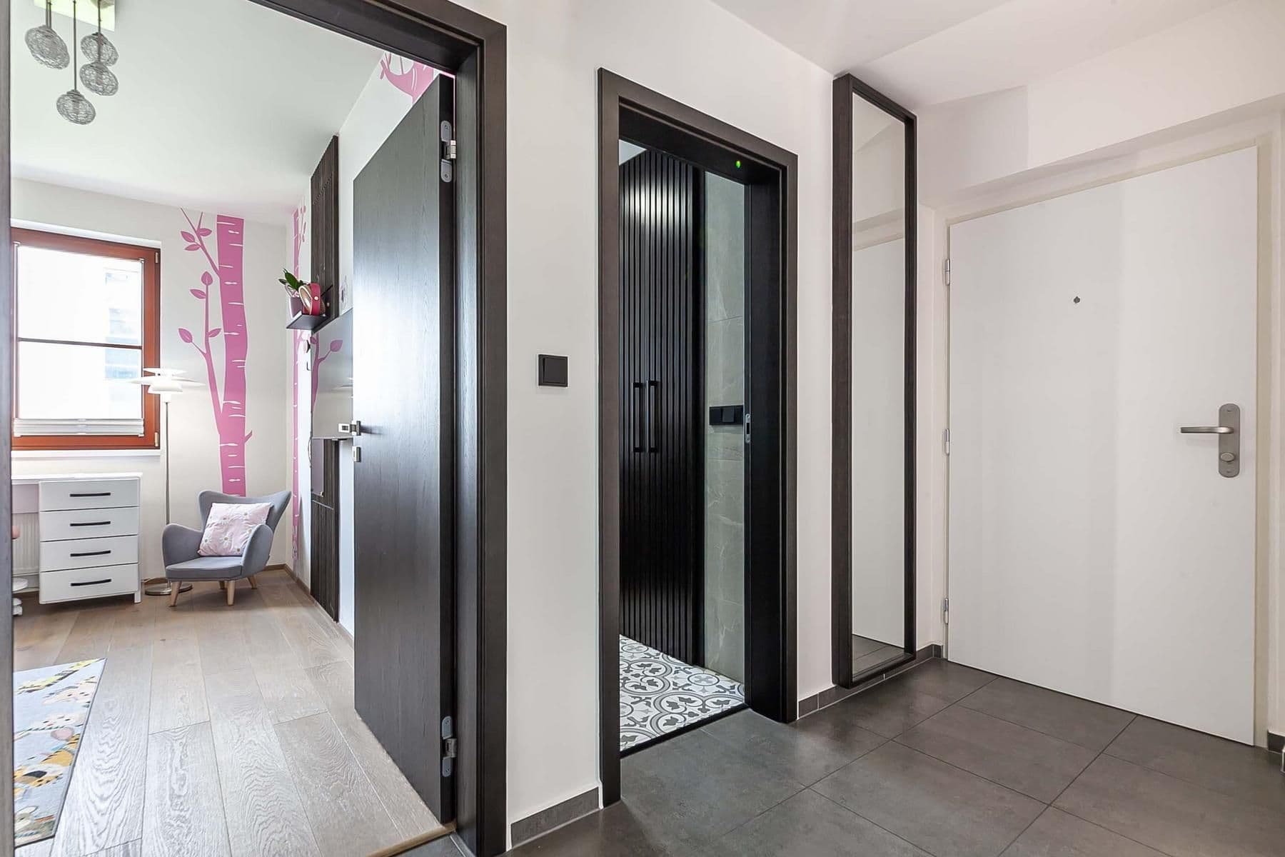 2 bedroom with open-plan kitchen flat for sale, 87 m², Lindleyova, Prague, Prague 2 bedroom with open-plan kitchen flat for sale, 87 m², Lindleyova, Prague, Prague
