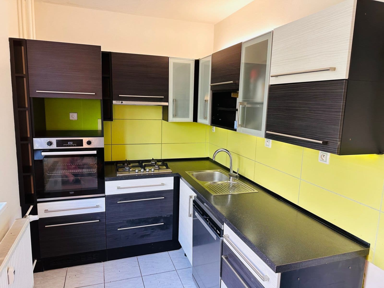 3 bedroom flat to rent, 68 m², Werichova, Olomouc, Olomoucký Region 3 bedroom flat to rent, 68 m², Werichova, Olomouc, Olomoucký Region
