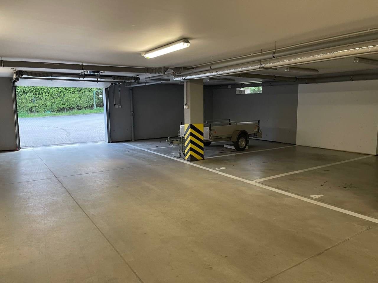 garage to rent, 12 m², Fantova, Brno, Jihomoravský Region garage to rent, 12 m², Fantova, Brno, Jihomoravský Region