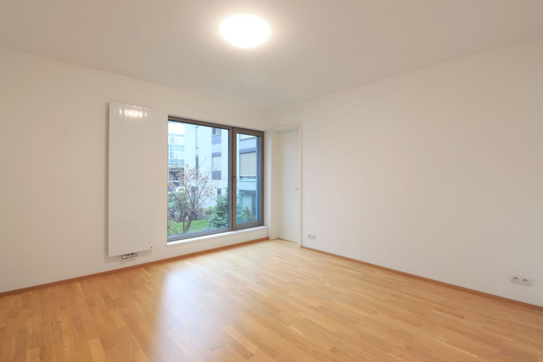 2 bedroom with open-plan kitchen flat to rent, 103 m², Na hřebenech I, Prague, Prague 2 bedroom with open-plan kitchen flat to rent, 103 m², Na hřebenech I, Prague, Prague