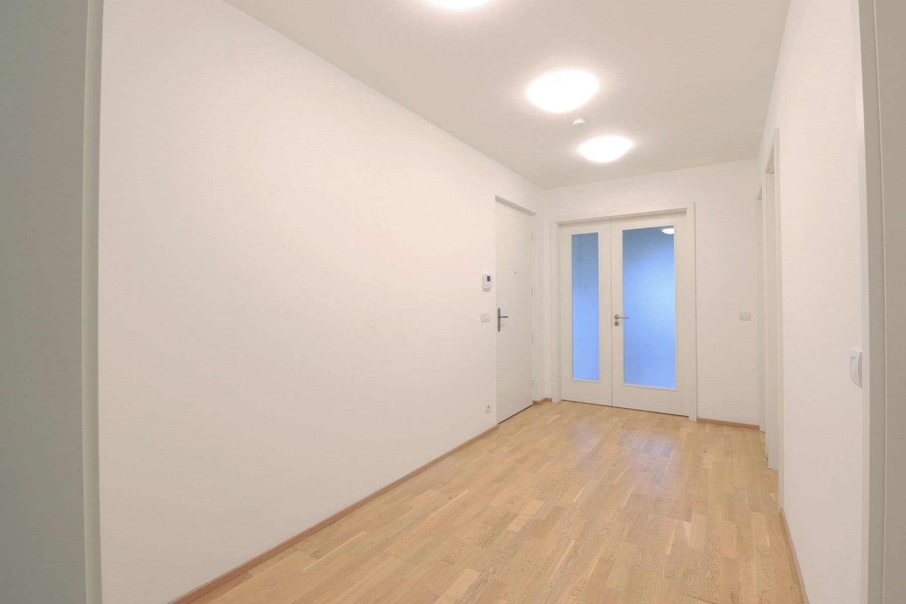 2 bedroom with open-plan kitchen flat to rent, 103 m², Na hřebenech I, Prague, Prague 2 bedroom with open-plan kitchen flat to rent, 103 m², Na hřebenech I, Prague, Prague