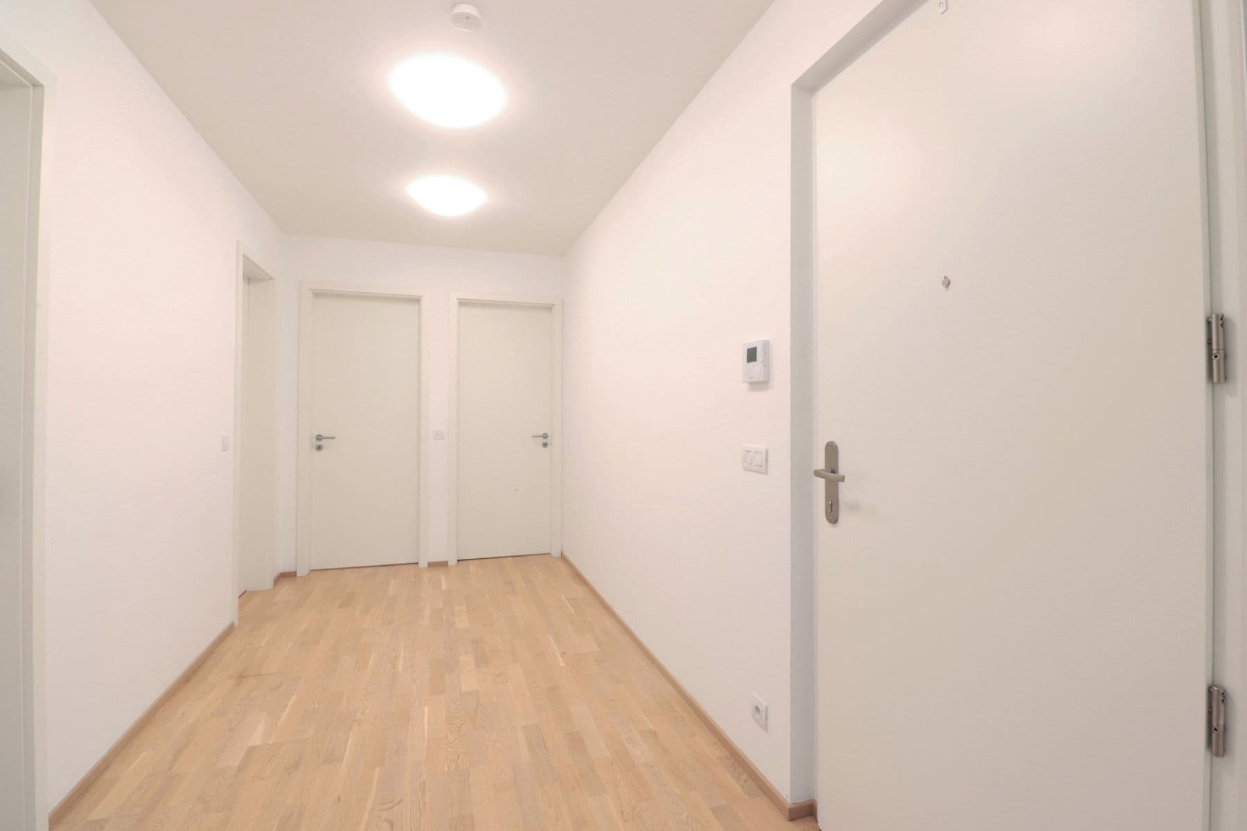 2 bedroom with open-plan kitchen flat to rent, 103 m², Na hřebenech I, Prague, Prague 2 bedroom with open-plan kitchen flat to rent, 103 m², Na hřebenech I, Prague, Prague