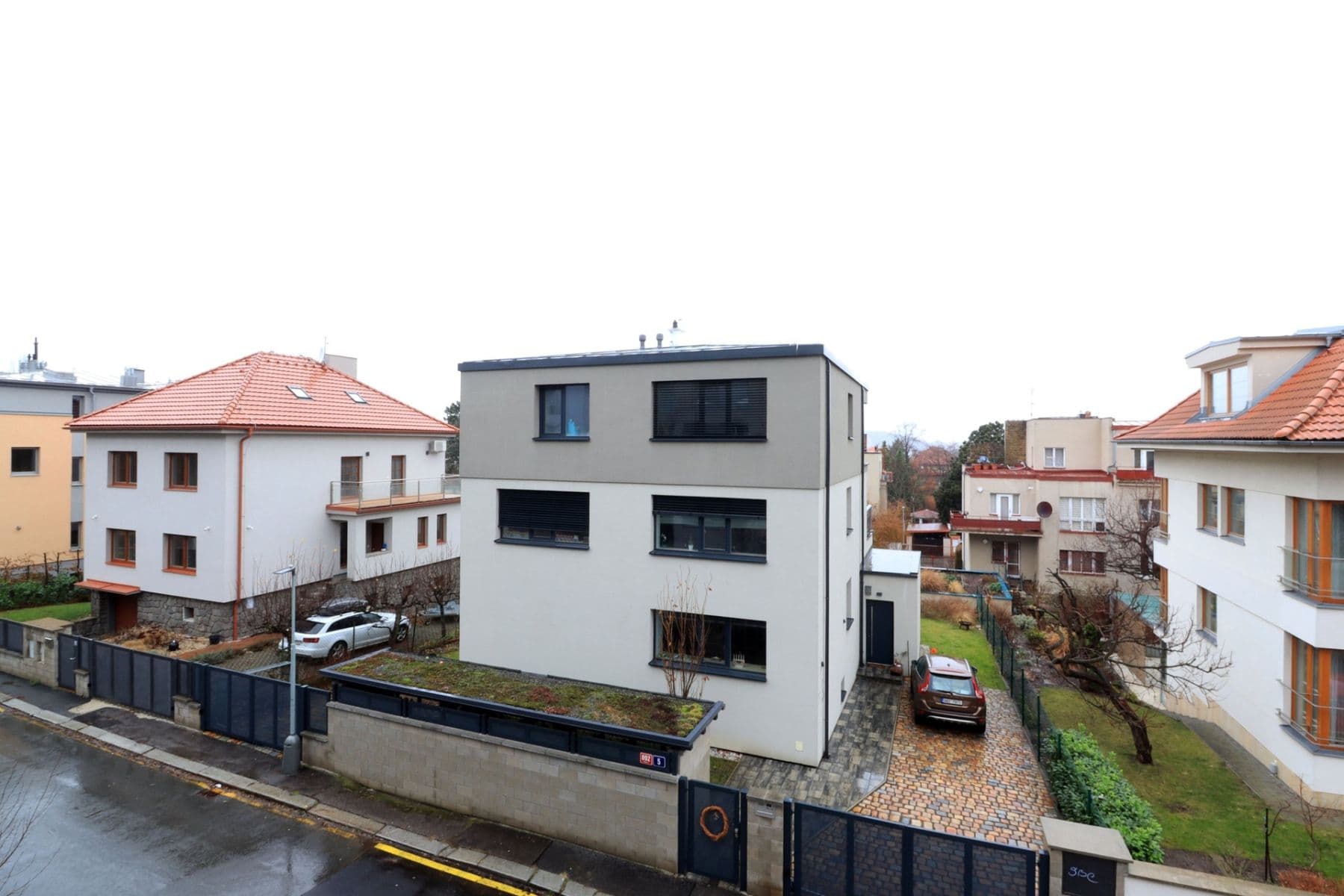2 bedroom with open-plan kitchen flat to rent, 103 m², Na hřebenech I, Prague, Prague 2 bedroom with open-plan kitchen flat to rent, 103 m², Na hřebenech I, Prague, Prague