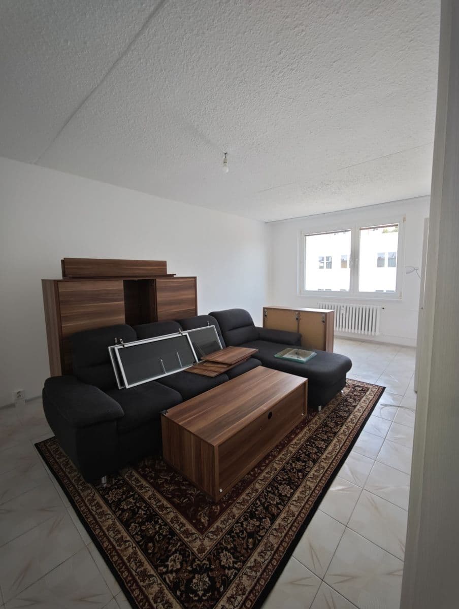 3 bedroom flat to rent, 73 m², Obránců míru, Třebíč, Vysočina Region 3 bedroom flat to rent, 73 m², Obránců míru, Třebíč, Vysočina Region