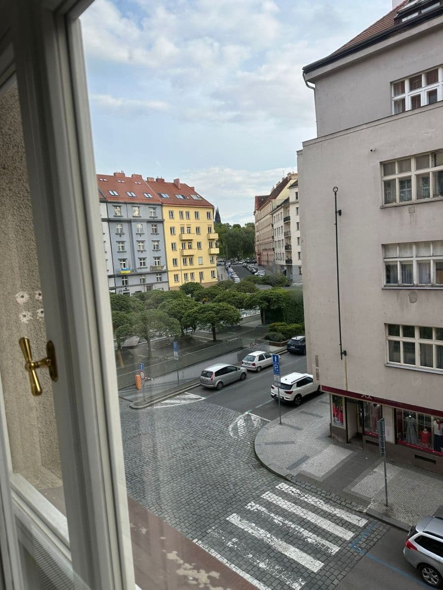 2 bedroom with open-plan kitchen flat to rent, 77 m², Kafkova, Prague, Prague 2 bedroom with open-plan kitchen flat to rent, 77 m², Kafkova, Prague, Prague
