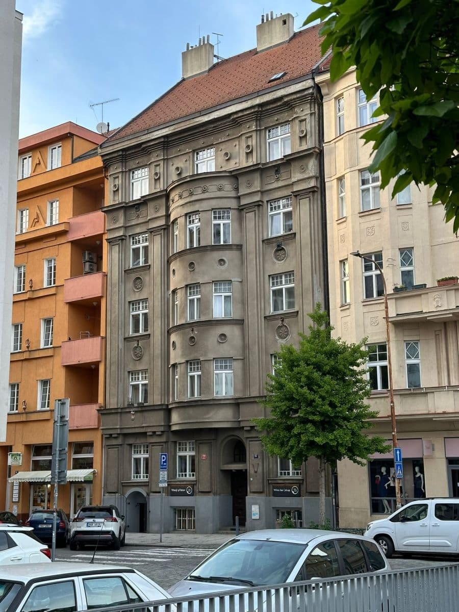 2 bedroom with open-plan kitchen flat to rent, 77 m², Kafkova, Prague, Prague 2 bedroom with open-plan kitchen flat to rent, 77 m², Kafkova, Prague, Prague