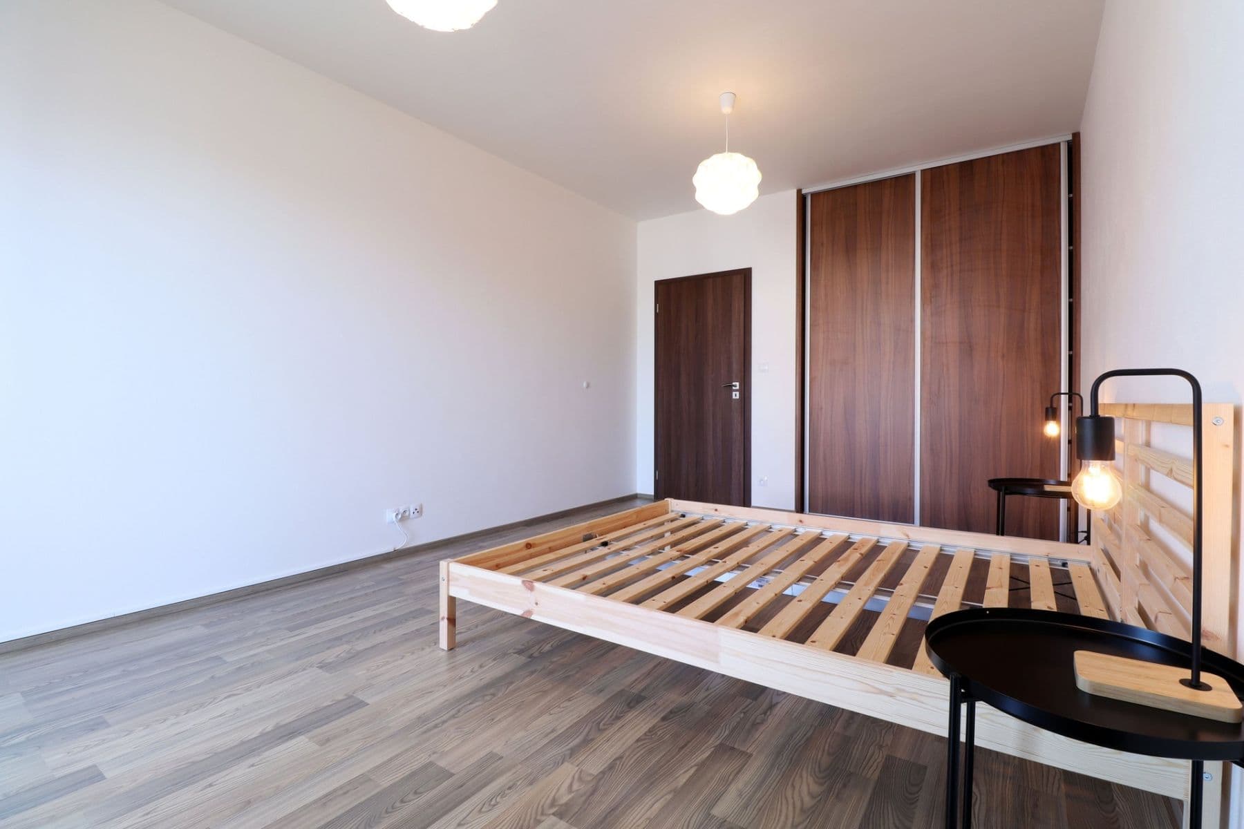 1 bedroom with open-plan kitchen flat to rent, 61 m², Hlučkova, Prague, Prague 1 bedroom with open-plan kitchen flat to rent, 61 m², Hlučkova, Prague, Prague
