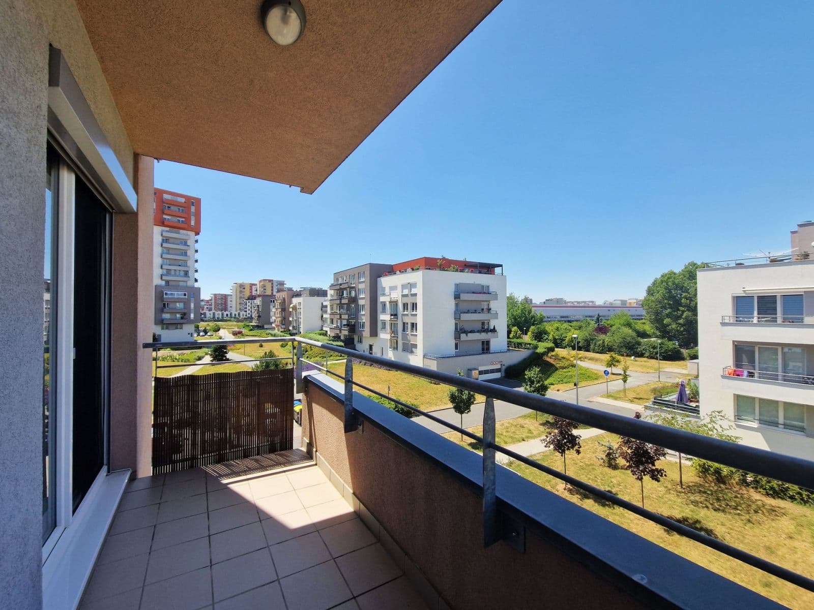 1 bedroom with open-plan kitchen flat to rent, 61 m², Hlučkova, Prague, Prague 1 bedroom with open-plan kitchen flat to rent, 61 m², Hlučkova, Prague, Prague