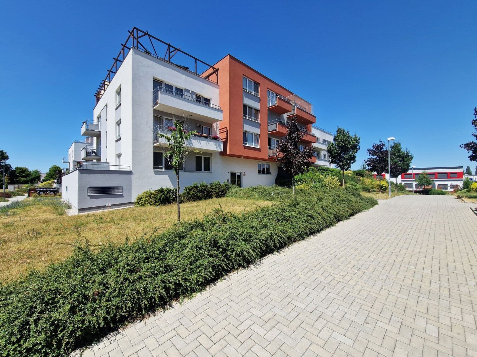 1 bedroom with open-plan kitchen flat to rent, 61 m², Hlučkova, Prague, Prague 1 bedroom with open-plan kitchen flat to rent, 61 m², Hlučkova, Prague, Prague