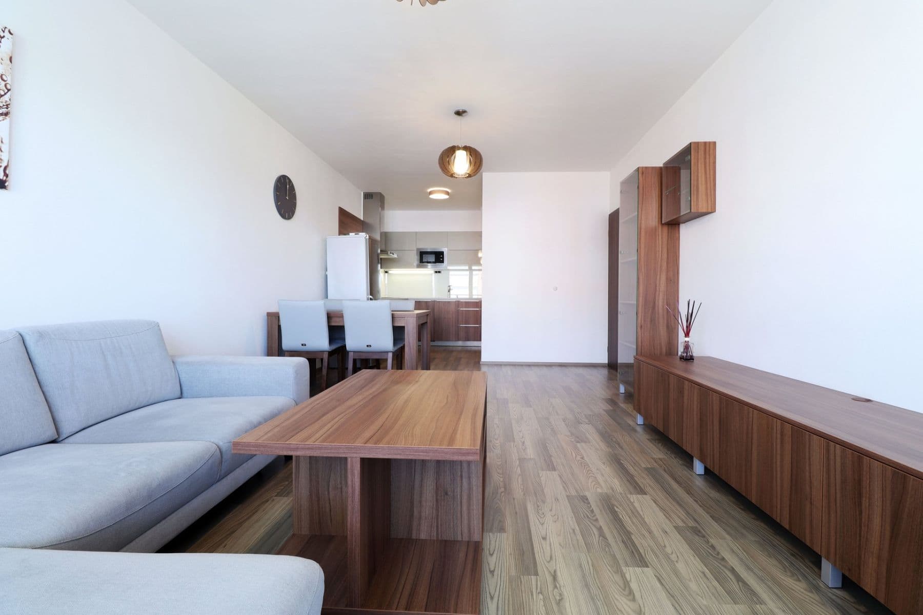 1 bedroom with open-plan kitchen flat to rent, 61 m², Hlučkova, Prague, Prague 1 bedroom with open-plan kitchen flat to rent, 61 m², Hlučkova, Prague, Prague