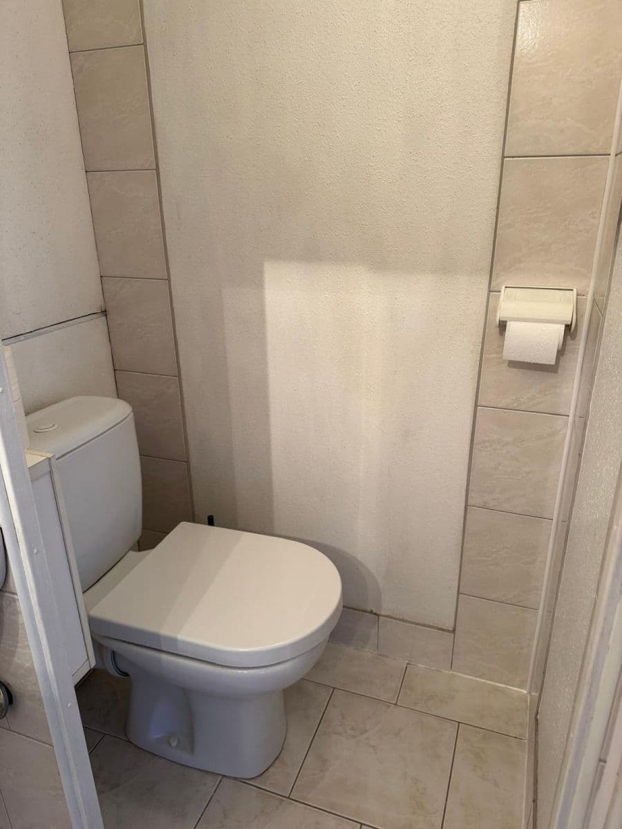 Studio flat to rent, 27 m², Severní, Hradec Králové, Královéhradecký Region Studio flat to rent, 27 m², Severní, Hradec Králové, Královéhradecký Region